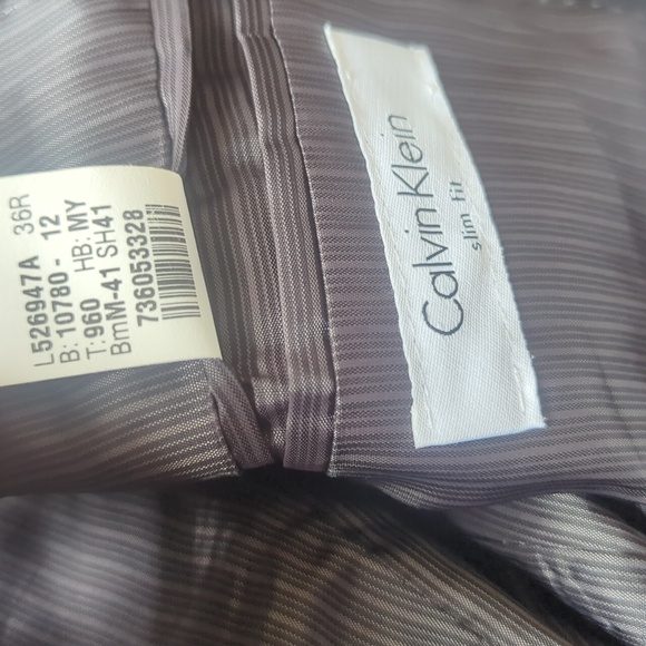 Calvin Klien tuxedo jacket - Picture 5 of 11